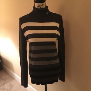 NWOT. Lauren Ralph Lauren Sweater